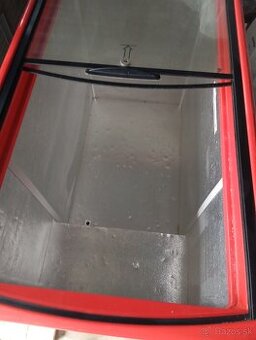 mraziak 122x64