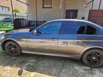 BMW E90 320D na nahradne diely v CELKU