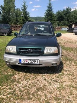 Grand vitara 2,0 benzin ťažné klima 4x4 zelena farba