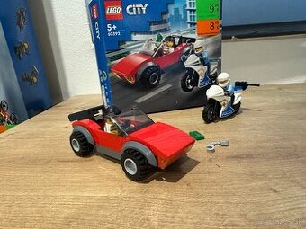 Lego city naháňačka auta s policajnou motorkou
