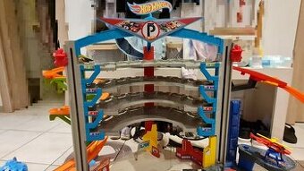 Hot Wheels garaz