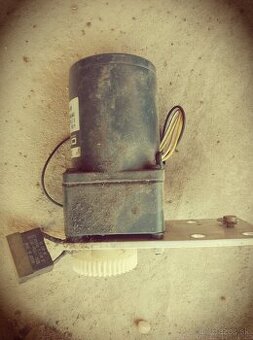 Motor - 1