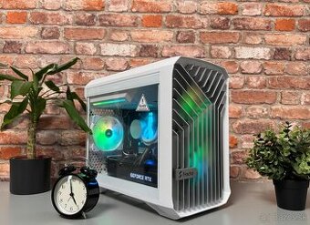 Ryzen 7 7700X\32GB\RTX 3080Ti\SSD\850W Zdroj
