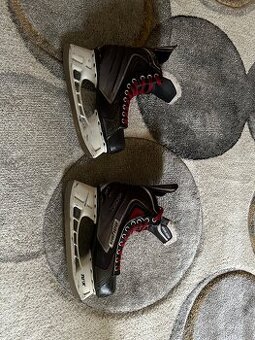 Korčule bauer vapor x40