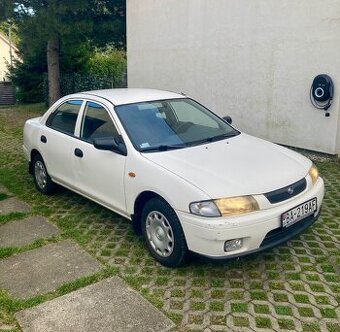 MAZDA 323 vo vybornom stave