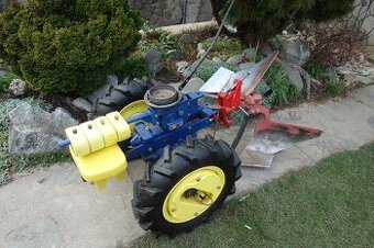 Agzat - podvozok+pluh