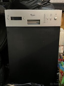 Vstavaná umývačka riadu Whirlpool