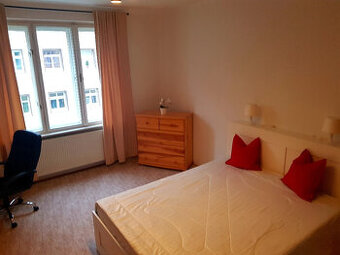 Iba u nás Veľký zariadený 2i byt s balkónom na Radlinského