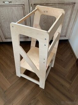 Montessori učiaca veža