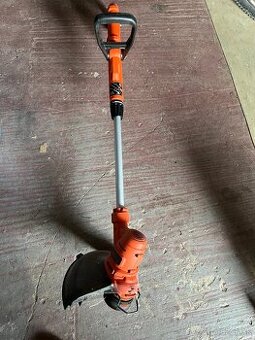 Strunová sekačka BLACK DECKER elektricka