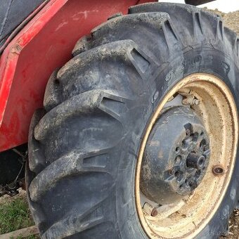 Zetor kolesá 16,9R30