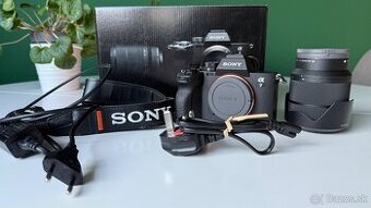 Sony Alpha 7 IV + 28-70 mm f/3.5-5.6 OSS