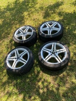 Mercedes-Benz pneumatiky a disky spolu