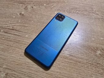 Samsung A12 128gb modry ma len jemne znamky pouzivania telef