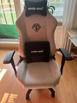 Herné/kancelárske kreslo Anda Seat Phantom 3 L v záruke