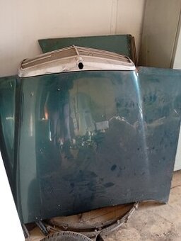 Mercedes 123 diely