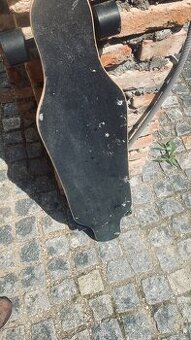 Predám skateboar - longboard