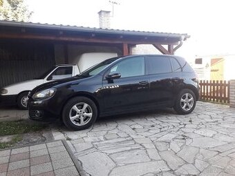 VW golf 1.6 TDi 77KW-SERVIS čitaj text