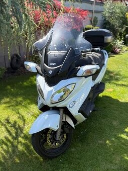 Suzuki Burgman AN 650 executive