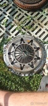 Predám spojkovu sadu na peugeot 306 2.0hdi
