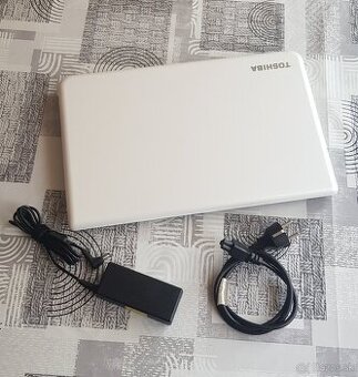 TOSHIBA SATELLITE