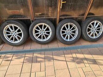 225/60 r18