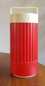 Retro termoska.