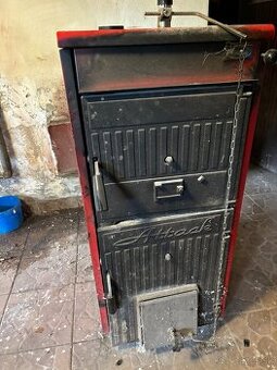 Kotol na pevné palivo Attack