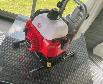 Čerpadlo z benzinovym motor značky mar -pol