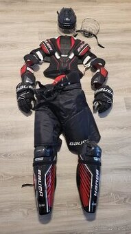 Hokejová výstroj Bauer + taška na kolieskach Fischer