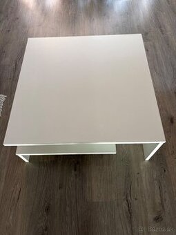 Predám biely konferenčný stolík 100x100