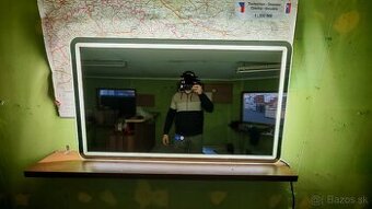 Zrkadlo do kúpeľne / šatne  s LED osvetlením