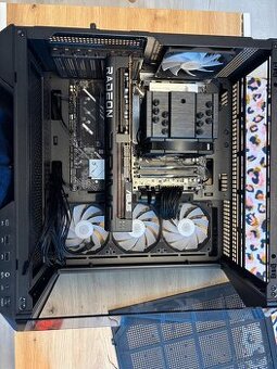 Herný PC Ryzen 7700 / AMD Asus 9070 XT / DDR5 32Gb 6000Mhz