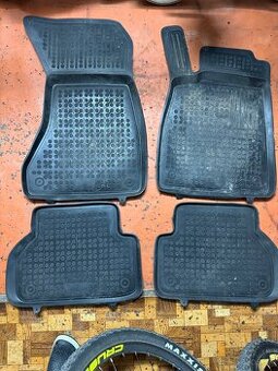 Gumené rohože Audi A4/B9
