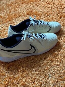 Nike Tiempo Legend
