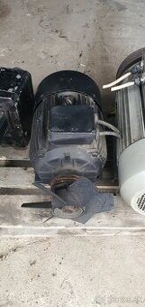 ELEKTROMOTOR INDUKTA 11kW 2930 otač/1min