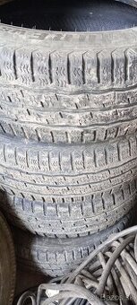 Ponúkam pneu 215/60 R16 C Saulin
