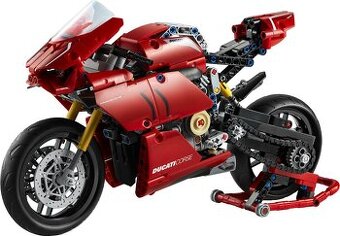 LEGO Ducati Panigale V4 R 42107