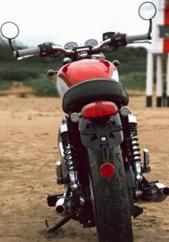 Triumph Bonneville T120 Bud Ekins
