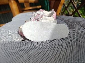 Prvé topánočky / capačky č.18 Wanda