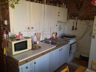 Na predaj 2 izbový byt na Ďurkovej ulici 60 m2 s balkónom