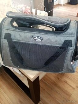 Cestovna taška + oblečko +pelech cena za všetko spolu - 1