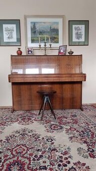 Pianíno August Förster