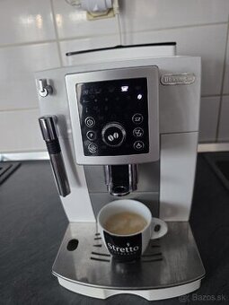 Kavovar Delonghi