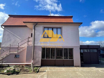 Predám veľký rodinný dom v obci Bánov - 1