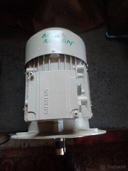 Predam elektromotor Siemens.