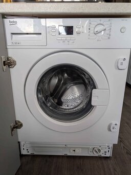 Predám vstavanú práčku Beko