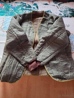 Predám vojenské výstrojné súčiastky