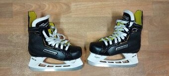 Predám det.hokejové korčule BAUER SUPREME S25 EU-33.
