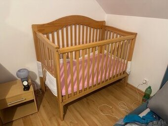 Predam detaku postielku z masivu